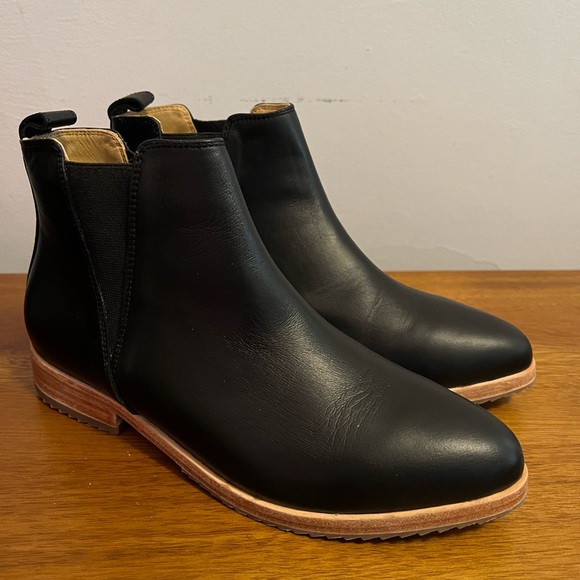 Nisolo Everyday Chelsea Boot Size 8 - Picture 2 of 8